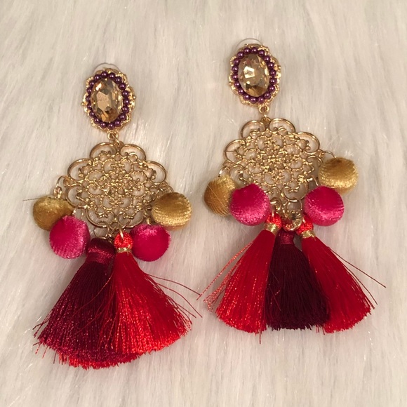 Trendy Fringe Earrings - Picture 4 of 5